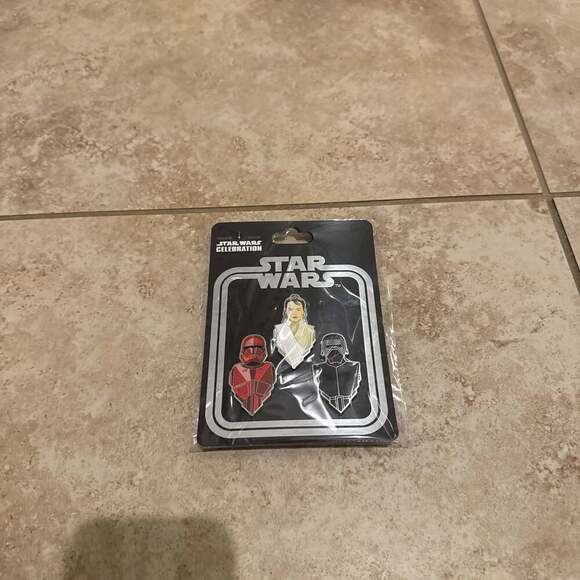 Star Wars Celebration 2020 Pins 3 Pack Rey Kylo Ren Pin - Picture 2 of 3